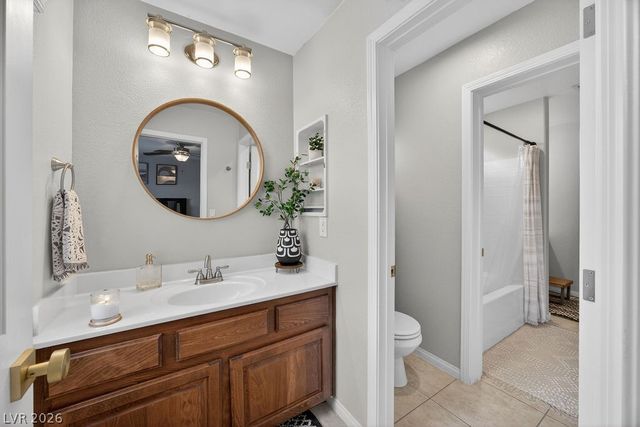 8328 Lambtin Quay Avenue, Las Vegas, NV 89131