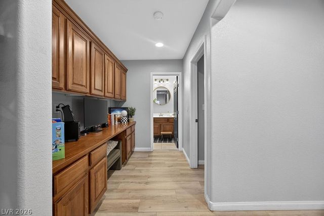 8328 Lambtin Quay Avenue, Las Vegas, NV 89131