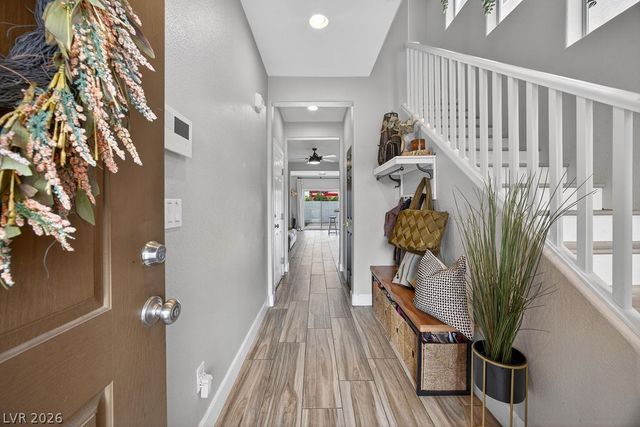 8328 Lambtin Quay Avenue, Las Vegas, NV 89131