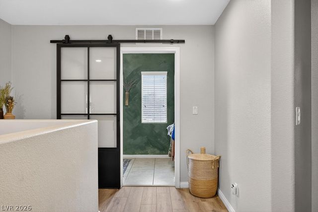 8328 Lambtin Quay Avenue, Las Vegas, NV 89131