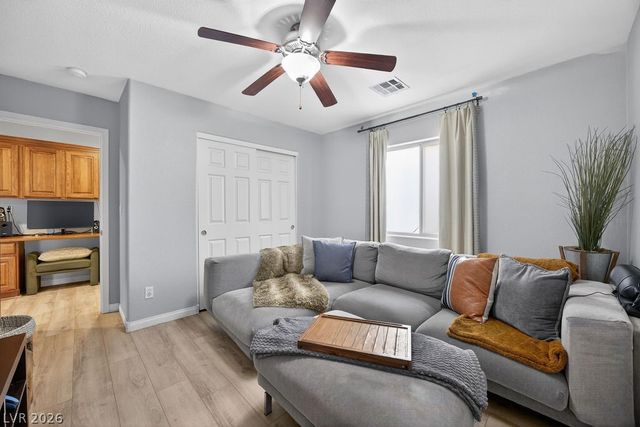 8328 Lambtin Quay Avenue, Las Vegas, NV 89131