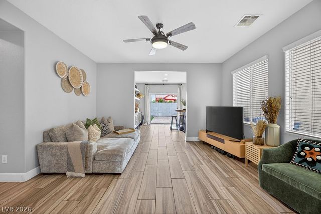 8328 Lambtin Quay Avenue, Las Vegas, NV 89131