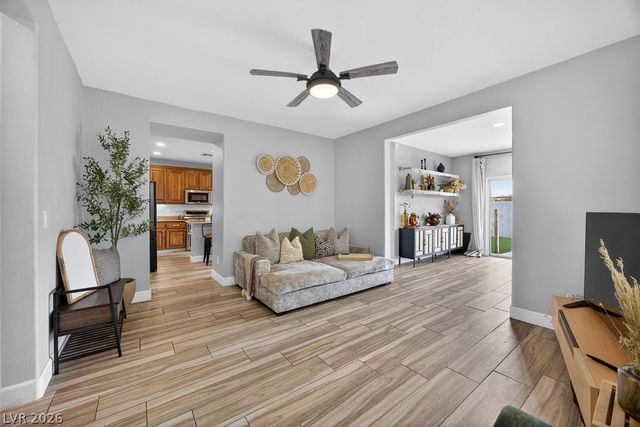 8328 Lambtin Quay Avenue, Las Vegas, NV 89131