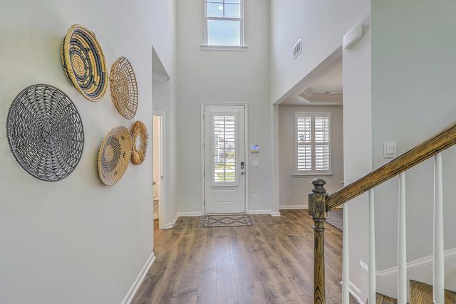 420 Oak View Way, Summerville, SC 29483