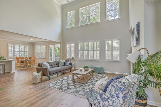 420 Oak View Way, Summerville, SC 29483