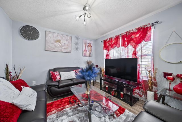 3052 Wyntree Drive, Columbus, OH 43232