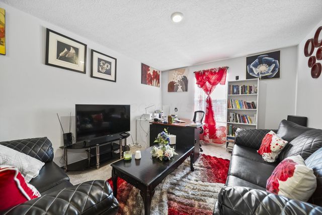 3052 Wyntree Drive, Columbus, OH 43232