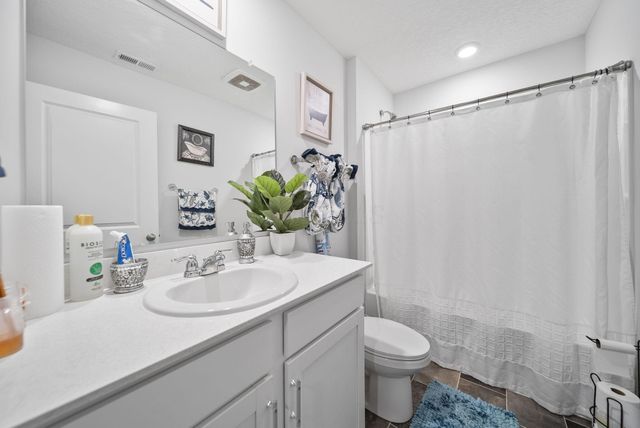 3052 Wyntree Drive, Columbus, OH 43232