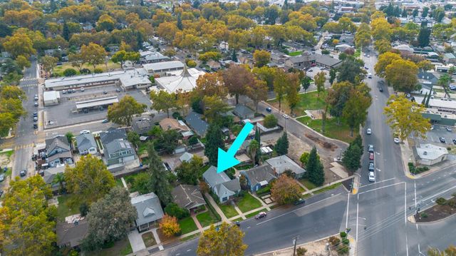 1246 E Canal Dr, Turlock, CA 95380