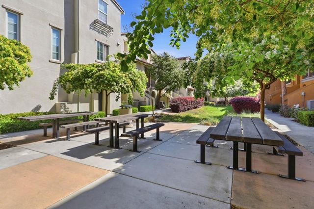 709 Satsuma Terrace, Sunnyvale, CA 94087