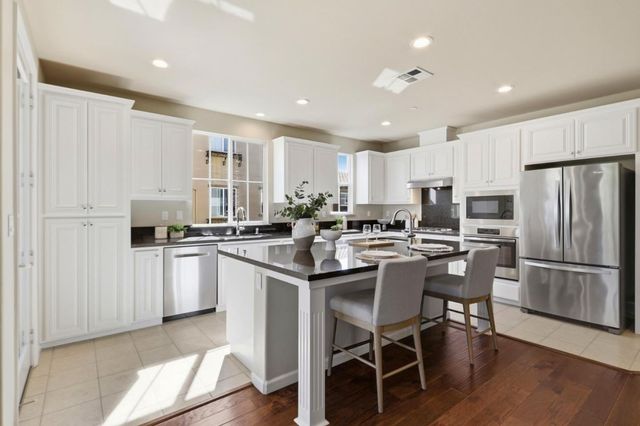 709 Satsuma Terrace, Sunnyvale, CA 94087