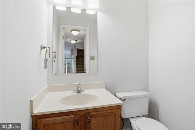 1773 WHISPERHILL DR, Reston, VA 20194