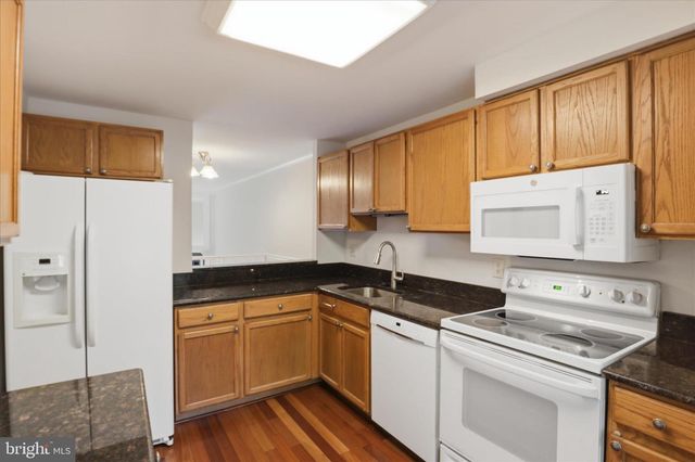 1773 WHISPERHILL DR, Reston, VA 20194