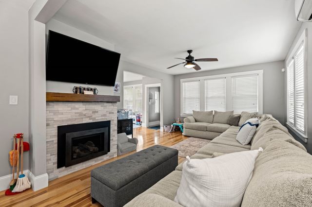 46 Lamoille Ave, Haverhill, MA 01835