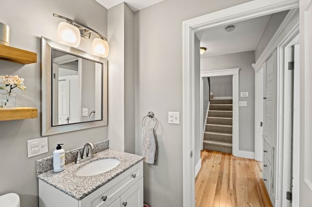 46 Lamoille Ave, Haverhill, MA 01835