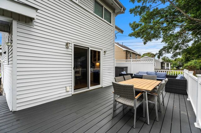 46 Lamoille Ave, Haverhill, MA 01835