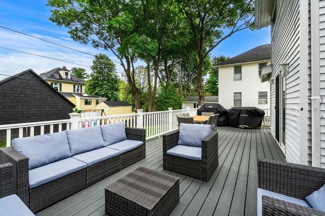 46 Lamoille Ave, Haverhill, MA 01835