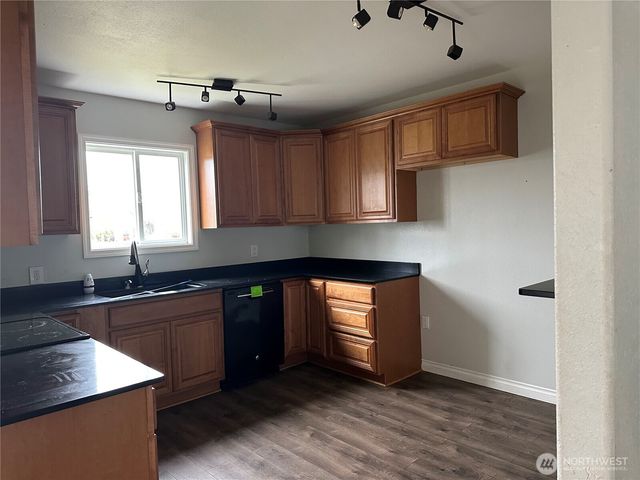 608 W Scott Street, Aberdeen, WA 98520