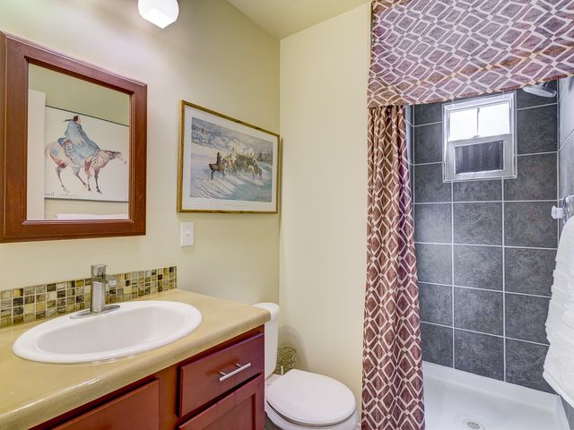 7282 Avenida El Nido, Santa Fe, NM 87507