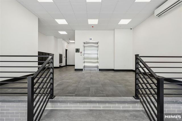 448 - 452 Orange Avenue 205, Newark, NJ 07103