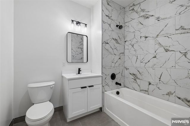 448 - 452 Orange Avenue 205, Newark, NJ 07103