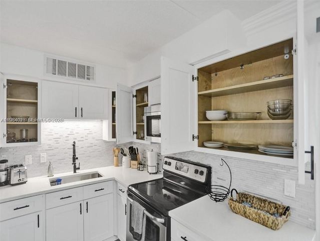 3603 Townhouse Ct, West Palm Beach, FL 33407