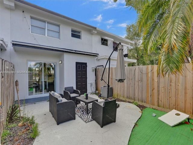 3603 Townhouse Ct, West Palm Beach, FL 33407