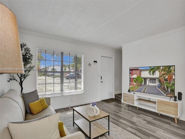 3603 Townhouse Ct, West Palm Beach, FL 33407