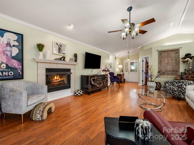 949 Kanuga Road, Hendersonville, NC 28739