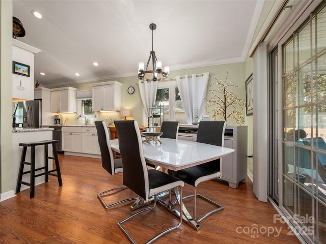 949 Kanuga Road, Hendersonville, NC 28739