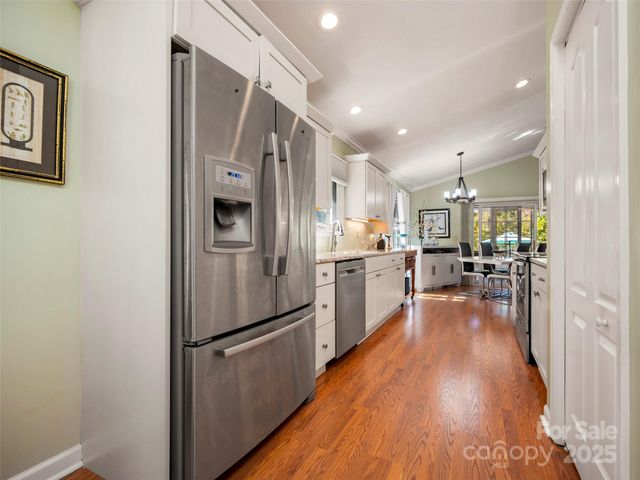 949 Kanuga Road, Hendersonville, NC 28739