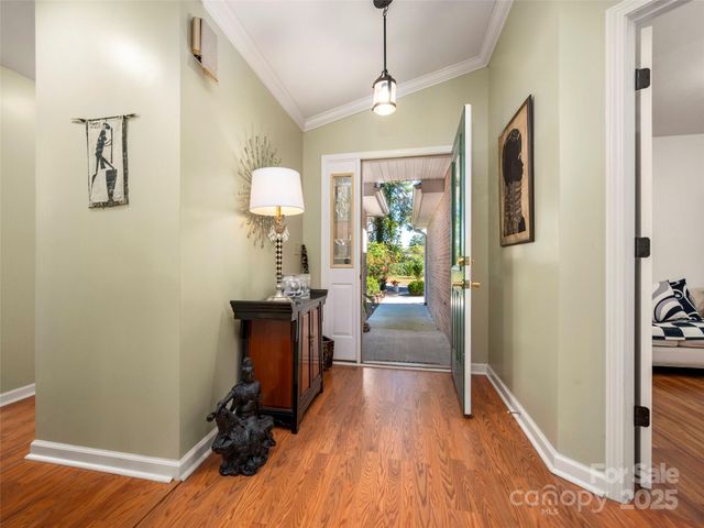 949 Kanuga Road, Hendersonville, NC 28739