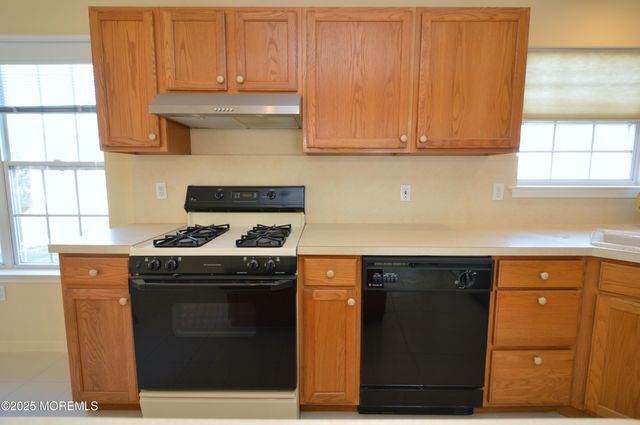 2602 Meadow Lake Drive, Toms River, NJ 08755