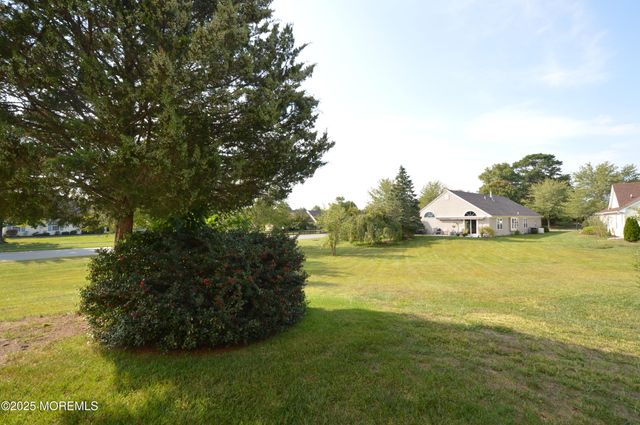 2602 Meadow Lake Drive, Toms River, NJ 08755