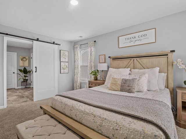 1356 Ledsham Court, Greer, SC 29651