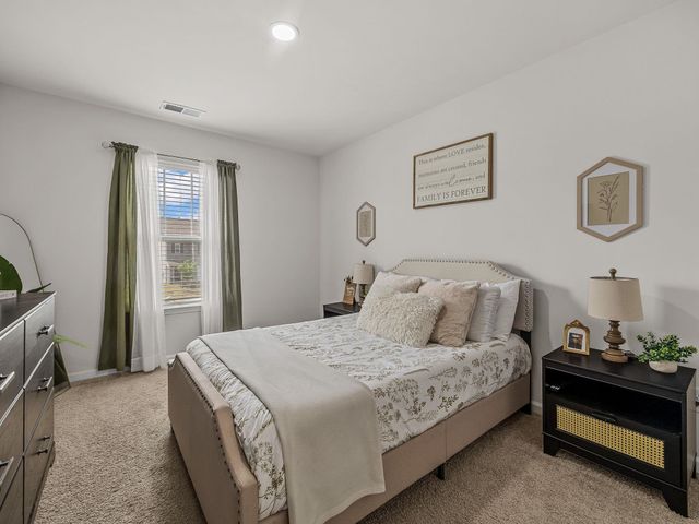 1356 Ledsham Court, Greer, SC 29651