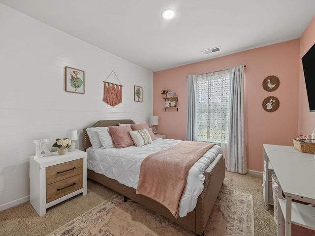 1356 Ledsham Court, Greer, SC 29651