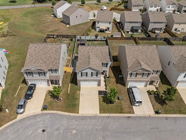 1356 Ledsham Court, Greer, SC 29651
