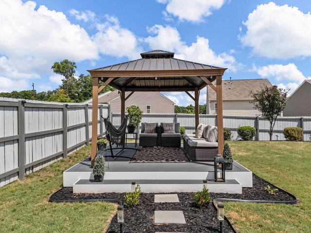 1356 Ledsham Court, Greer, SC 29651