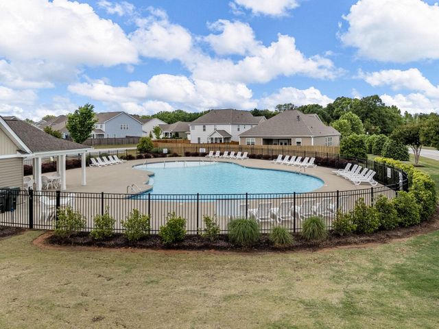 1356 Ledsham Court, Greer, SC 29651
