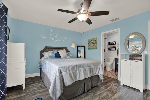 3344 37TH WAY S C1, St Petersburg, FL 33711