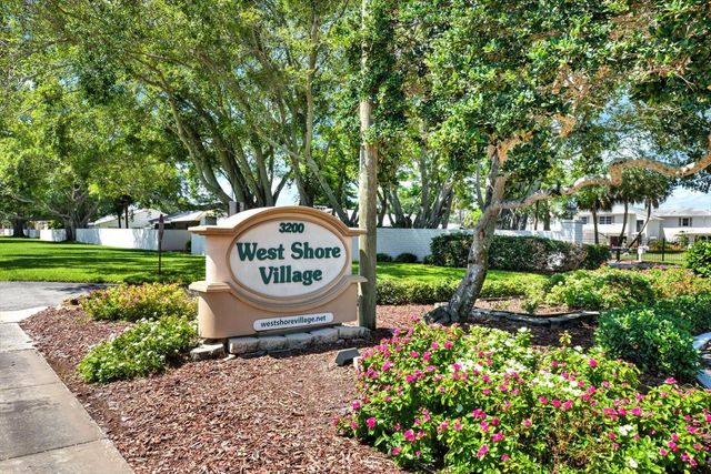 3344 37TH WAY S C1, St Petersburg, FL 33711