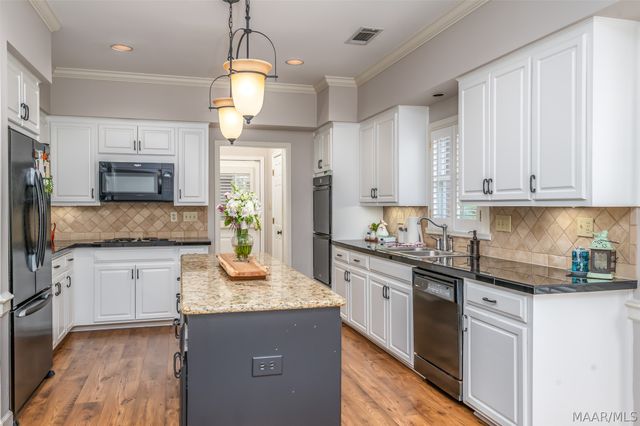 7800 HALCYON FOREST Trail, Montgomery, AL 36117