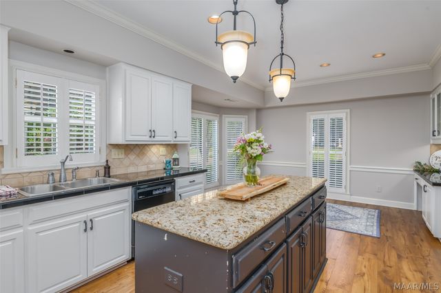 7800 HALCYON FOREST Trail, Montgomery, AL 36117