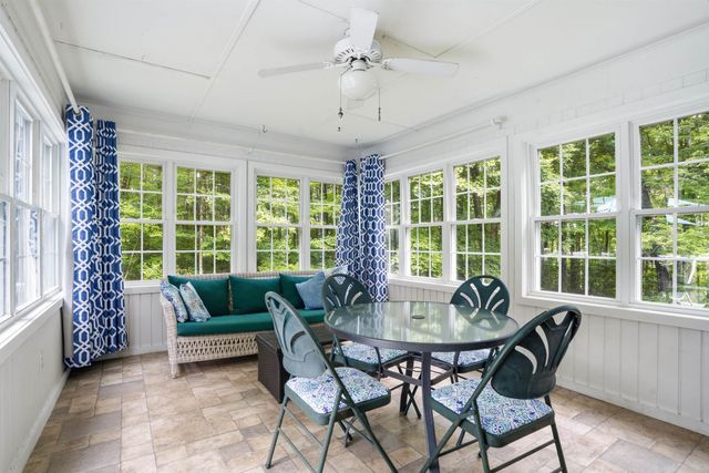 72 Old Farm Road, Bedford, NH 03110