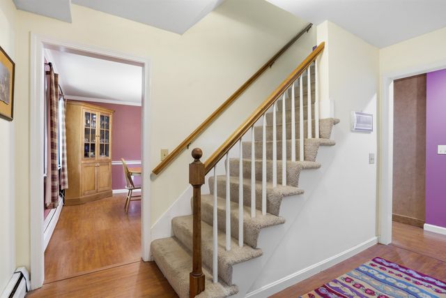 72 Old Farm Road, Bedford, NH 03110