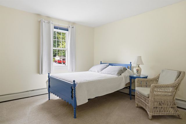 72 Old Farm Road, Bedford, NH 03110