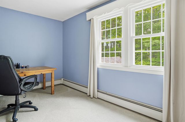 72 Old Farm Road, Bedford, NH 03110