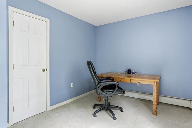 72 Old Farm Road, Bedford, NH 03110