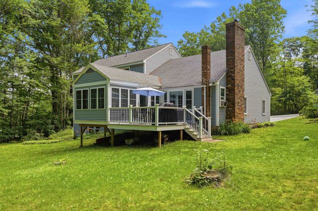 72 Old Farm Road, Bedford, NH 03110